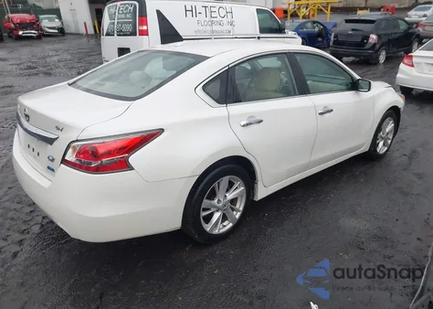 2014 Nissan Altima 2.5 Sv from USA, damaged, VIN 1N4AL3AP8EC170613